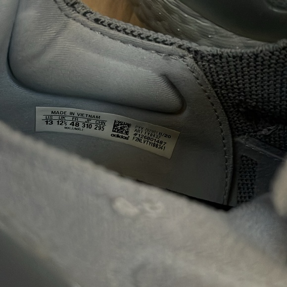 Adidas Primeblue made with parley ocean plastic Men’s Size 13 - Picture 7 of 9